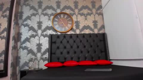 Ambar Colling online show from February 10, 2025, 1:35 am