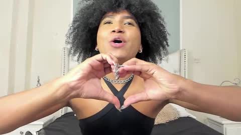 Ambar Colling online show from February 21, 2025, 2:48 pm