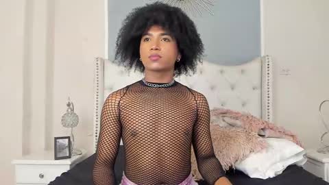 Ambar Colling online show from February 25, 2025, 4:10 pm