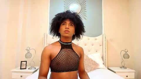 Ambar Colling online show from March 6, 2025, 3:13 pm