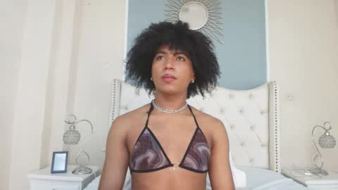 Ambar Colling online show from March 10, 2025, 4:35 pm