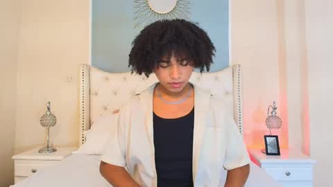 Ambar Colling online show from September 8, 2025, 7:57 pm
