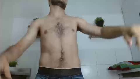 Sebas online show from September 12, 2025, 1:44 pm