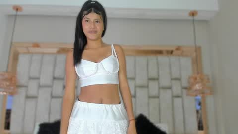 Snapshot of ambardiaz_ chatting on June 6, 2026, 12:21 pm ambar online show from June 6, 2026, 12:21 pm