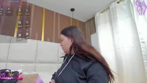 AmbarGills online show from April 5, 2026, 2:25 pm