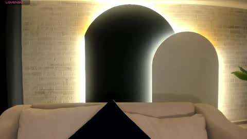 Ambar  online show from March 28, 2026, 11:43 am