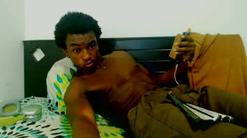 ambartxsex online show from June 26, 2026, 11:09 pm