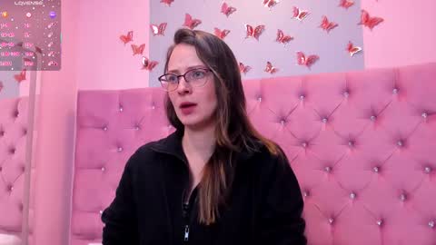 .  Amber Wood  . online show from September 28, 2025, 11:48 am