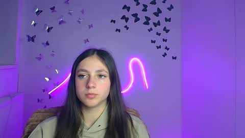 Amber online show from April 18, 2026, 6:01 pm