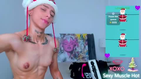 Amber  online show from December 22, 2024, 1:33 pm