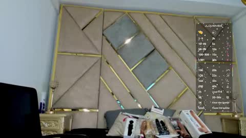 Amber  online show from September 9, 2025, 12:59 pm