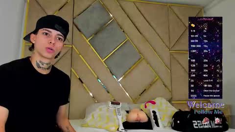 Amber  online show from November 11, 2025, 2:39 pm