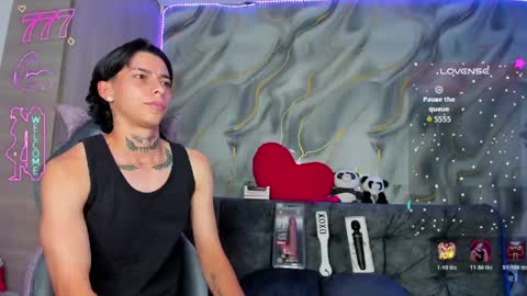 Snapshot of amber_adams_ chatting on April 20, 2026, 9:49 pm Amber online show from April 20, 2026, 9:49 pm