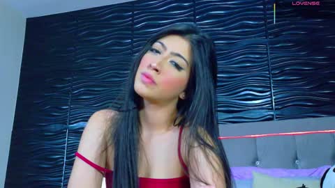 amber_bull online show from November 7, 2025, 12:49 pm