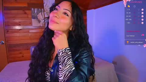 amber_curly online show from October 14, 2025, 9:15 pm