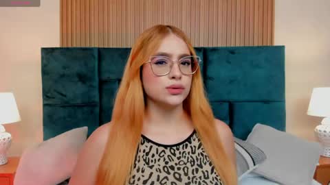 Snapshot of amber_kiss_ chatting on June 8, 2026, 6:41 pm Emily online show from June 8, 2026, 6:41 pm