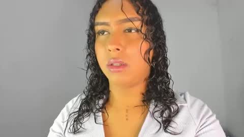 LUISA online show from October 1, 2025, 11:33 pm