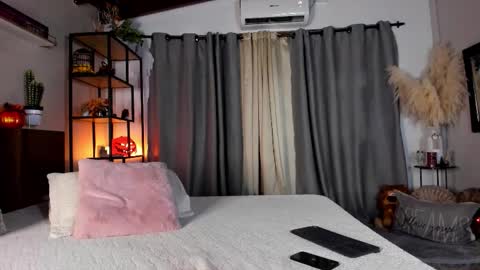 Amber online show from October 29, 2025, 8:54 pm