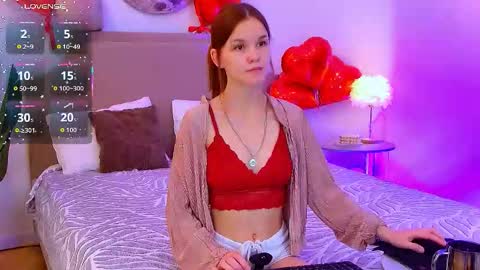 Snapshot of amber_rogerss chatting on February 15, 2026, 5:37 am Amber online show from February 15, 2026, 5:37 am