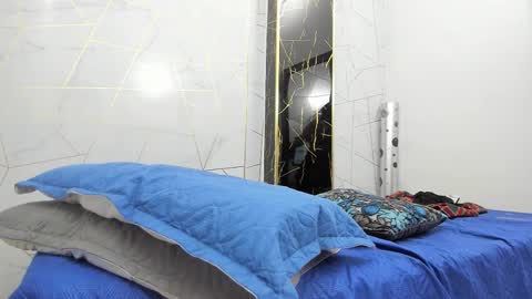 Snapshot of amber_rosse7 chatting on November 21, 2025, 5:17 am 7 online show from November 21, 2025, 5:17 am