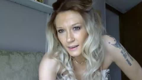 Kaligirll online show from May 21, 2026, 10:50 pm