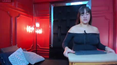 Amber Hanks online show from June 15, 2026, 12:18 pm