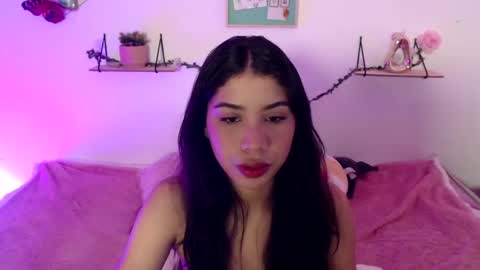 Amber Jeong online show from December 22, 2024, 8:58 pm