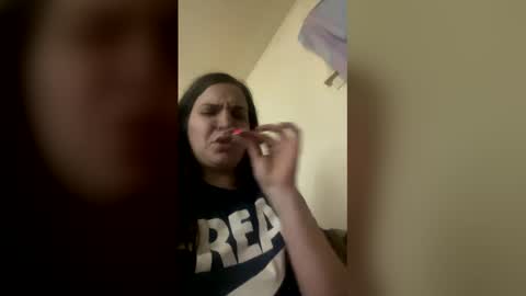 Snapshot of amberkni chatting on February 18, 2026, 6:31 am amberkni online show from February 18, 2026, 6:31 am