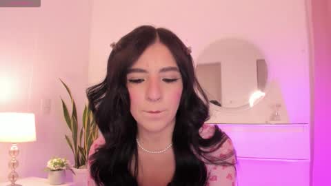 Amber online show from October 15, 2025, 10:43 pm