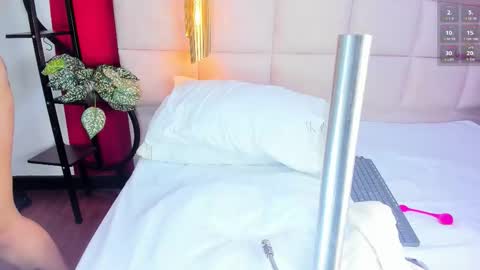 Amber .. online show from February 23, 2026, 7:33 pm