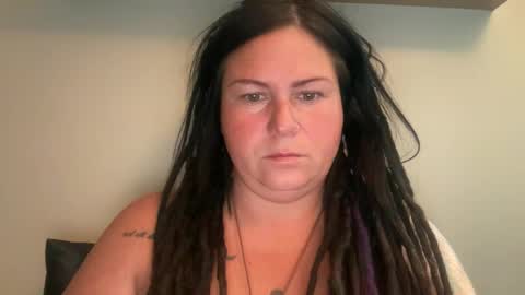 ambermoss7 online show from September 9, 2025, 4:28 pm