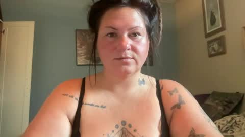 ambermoss7 online show from June 29, 2026, 3:34 pm