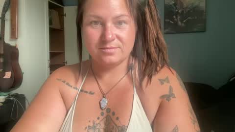 ambermoss7 online show from July 15, 2026, 10:48 pm