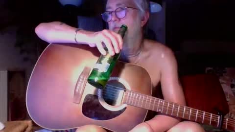 Amberr11 online show from November 3, 2025, 11:15 pm