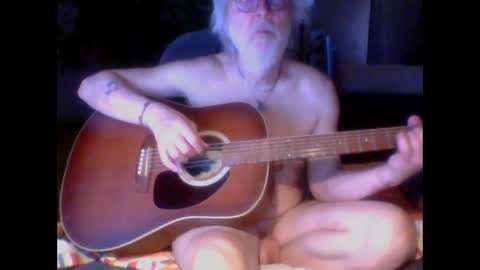 Snapshot of amberr11 chatting on March 15, 2026, 10:05 pm Amberr11 online show from March 15, 2026, 10:05 pm