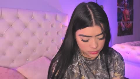 MISS AMBERR online show from September 30, 2025, 12:10 pm