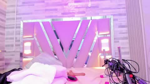Amber online show from May 22, 2026, 7:08 pm