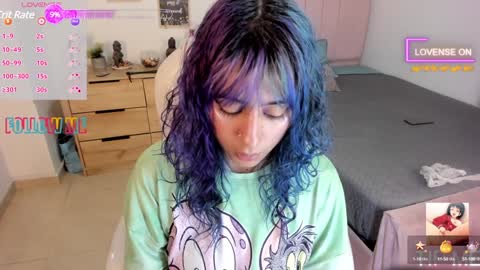 amberr_thompson online show from December 5, 2024, 5:48 am