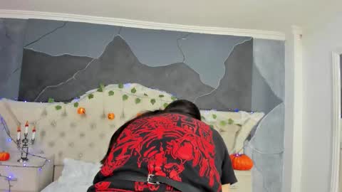 Snapshot of amberrgrey_ chatting on October 27, 2025, 6:01 pm Amber Grey online show from October 27, 2025, 6:01 pm