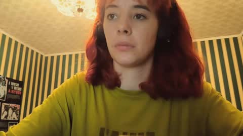 amberrrdolll online show from May 3, 2026, 9:43 pm
