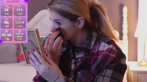 Amberseyes online show from February 7, 2025, 8:01 am