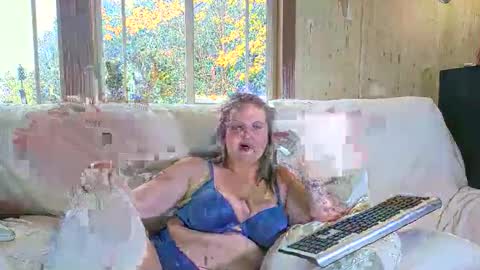 Amber TEASE Your favorite next-door distraction  online show from November 8, 2025, 7:34 pm