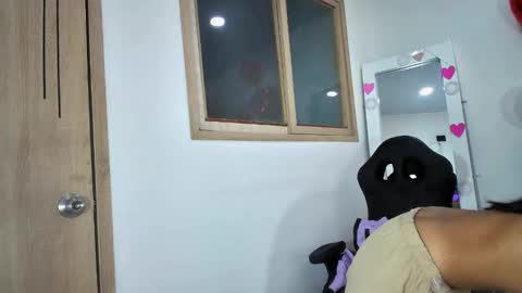 Amber  online show from February 27, 2026, 9:48 pm