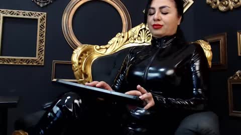 AMBER online show from February 25, 2025, 5:41 am