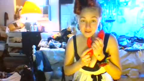 Snapshot of ambionce chatting on April 15, 2026, 12:28 am ambionce online show from April 15, 2026, 12:28 am