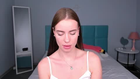 Snapshot of ameli_povilainn chatting on November 10, 2025, 11:31 am Ameli online show from November 10, 2025, 11:31 am