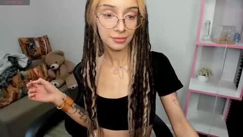 Ameli online show from November 23, 2025, 1:05 am