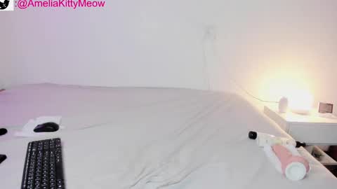 Amelia Hot online show from September 23, 2025, 5:49 pm