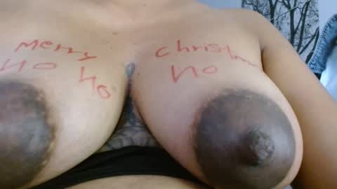 Snapshot of amelia_2023 chatting on December 23, 2024, 2:39 pm amelia  online show from December 23, 2024, 2:39 pm