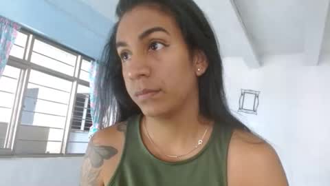 Snapshot of amelia_2023 chatting on October 5, 2025, 1:09 pm amelia  online show from October 5, 2025, 1:09 pm